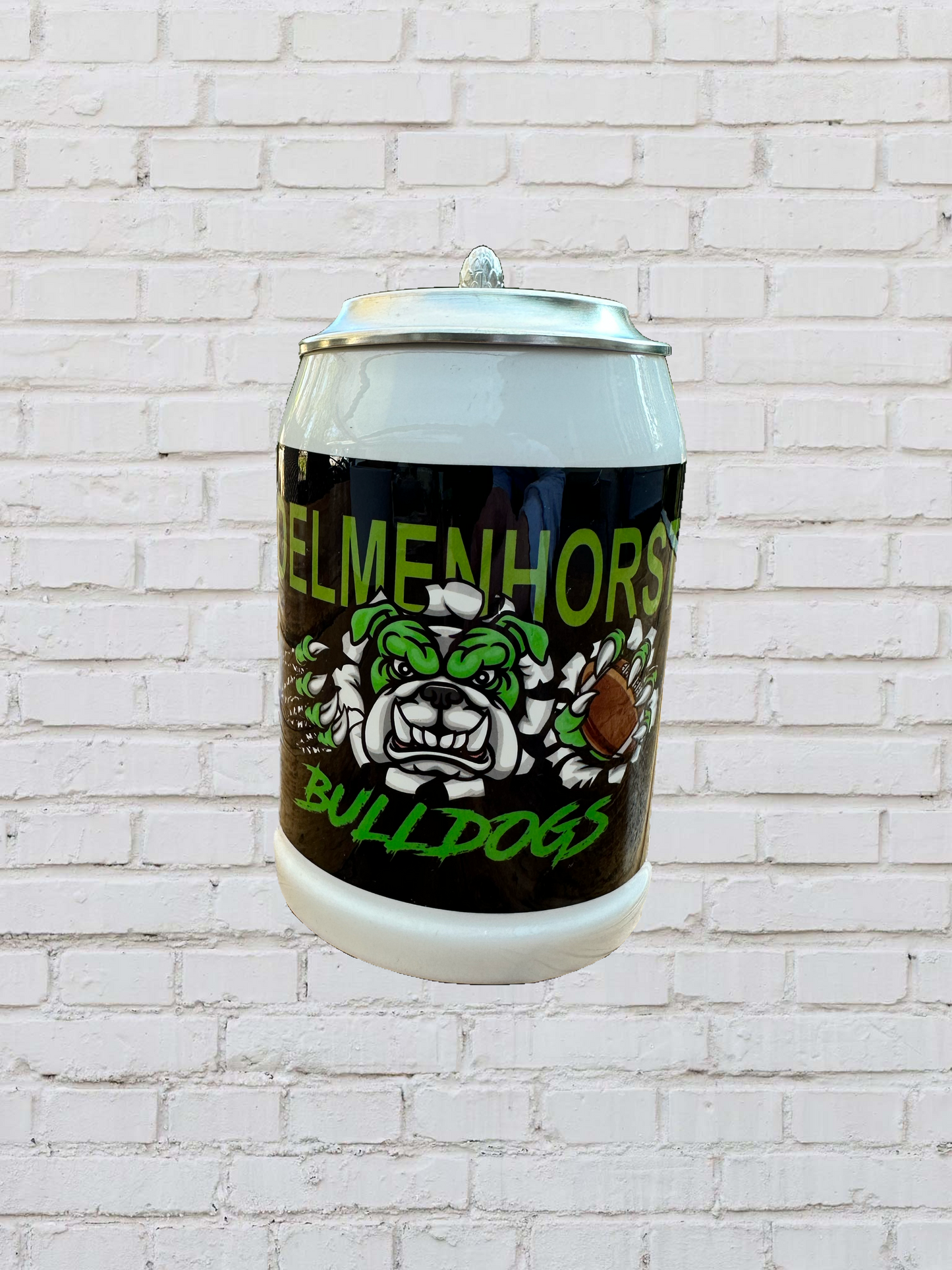 Bulldogs Bierkrug mit Zinndeckel