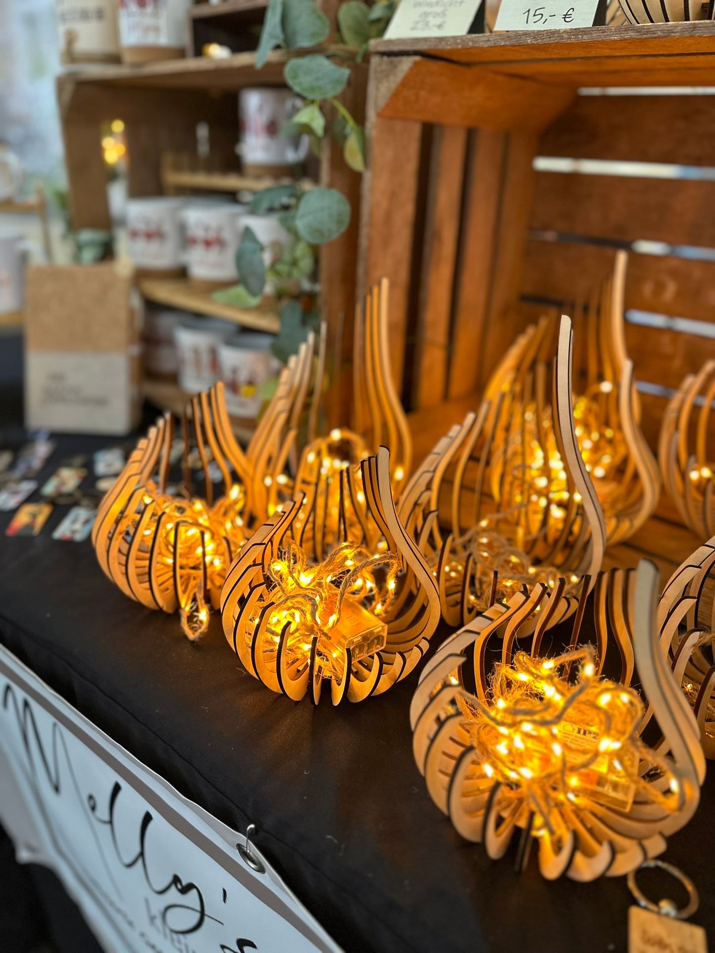 Gelasertes Windlicht in drei verschiedenen Größen, geschwungene Form