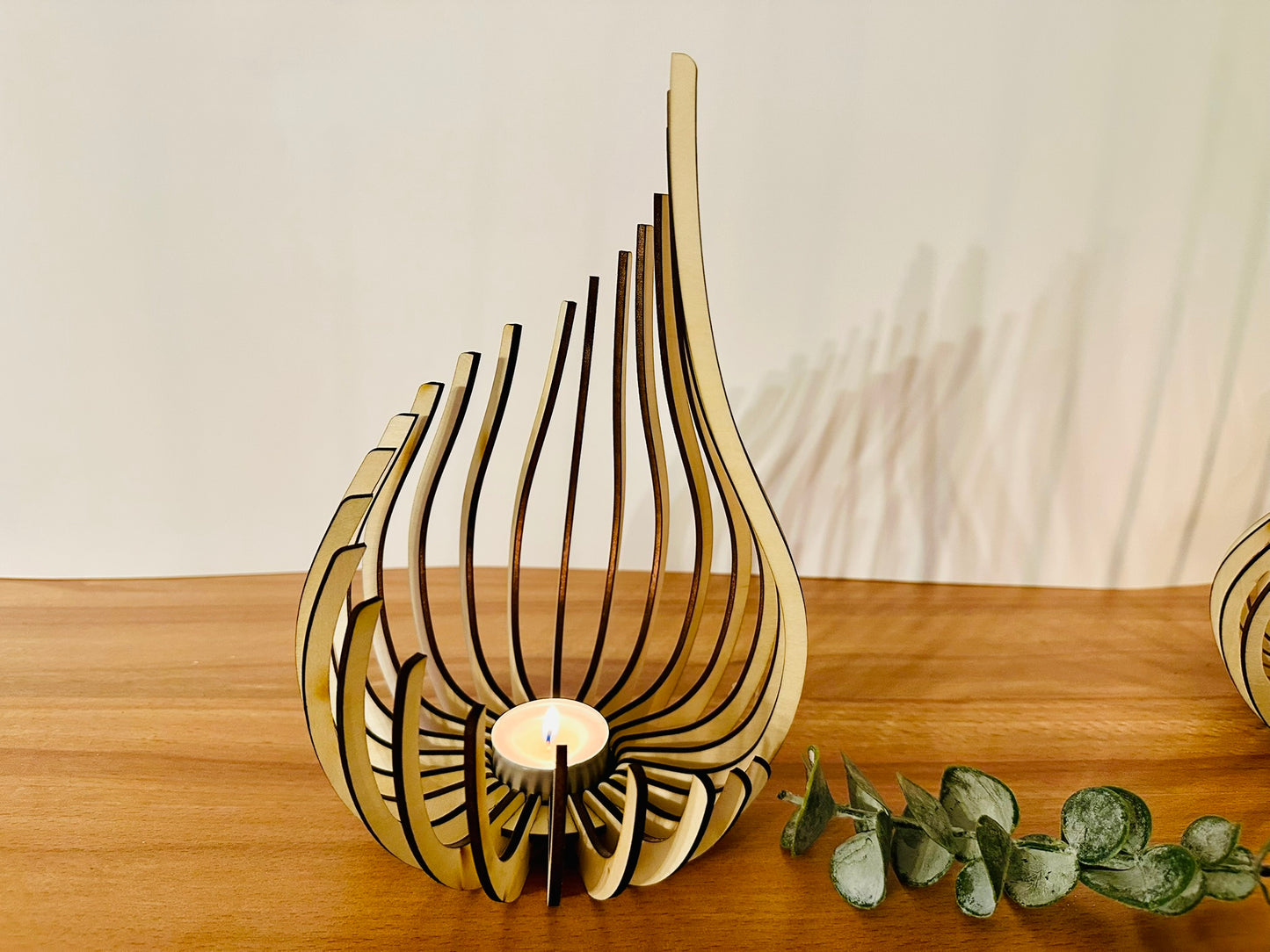 Gelasertes Windlicht in drei verschiedenen Größen, geschwungene Form