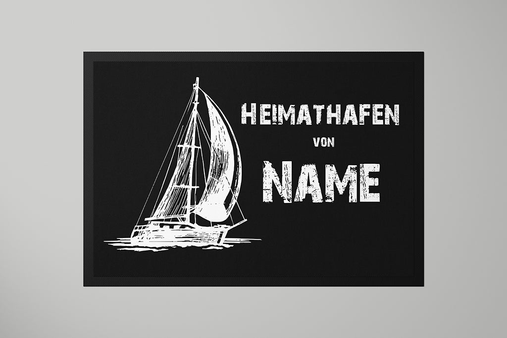 Fussmatte "Heimathafen" in zwei Größen mit Segelschiff personalisierbar